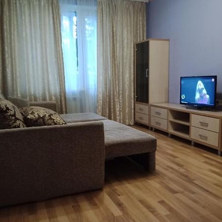 Ferienwohnung 2 К Квартира Между Двумя Станциями Метро Студенческая И Академика Павлова Charkiw Exterior foto